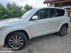 Alb Utilizat 2012 Toyota RAV4 Luxury SUV | 9.150 EUR (Preț bun)