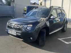 Gri Utilizat 2015 Dacia Duster SUV | 8.399 EUR (Puțin scump)