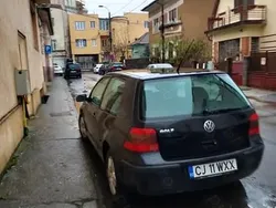 Utilizat 2001 VW Golf IV Berlinǎ | 2.500 EUR