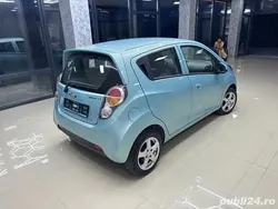 Utilizat 2010 Chevrolet Spark Hatchback | 1.999 EUR (Preț bun)