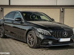 Negru Utilizat 2019 Mercedes C220 AMG line Berlinǎ | 23.900 EUR (Preț OK)