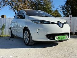 Alb Utilizat 2016 Renault Zoe Life Hatchback | 7.990 EUR (Preț OK)