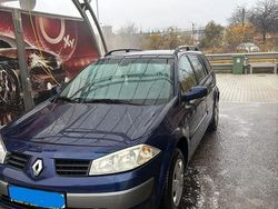 Culoarealbastru Utilizat 2006 Renault Mégane II Berlinǎ | 1.150 EUR (Preț bun)