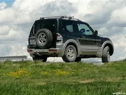 Negru Utilizat 2000 Mitsubishi Pajero SUV | 6.450 EUR (Scump)