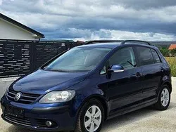 Albastru Utilizat 2007 VW Golf Plus Cross Monovolum | 2.450 EUR (Preț bun)