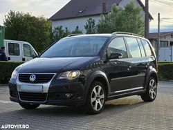 Negru Utilizat 2008 VW Touran Monovolum | 3.550 EUR (Preț OK)