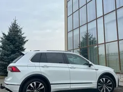 Alb Utilizat 2018 VW Tiguan Highline SUV | 20.990 EUR (Preț bun)