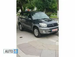 Gri Utilizat 2005 Toyota RAV4 SUV | 4.800 EUR (Preț bun)