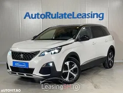 Alb Utilizat 2020 Peugeot 5008 GT-line Monovolum | 19.989 EUR (Scump)