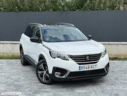 Culoarealb Utilizat 2017 Peugeot 5008 Allure Monovolum | 12.900 EUR (Scump)