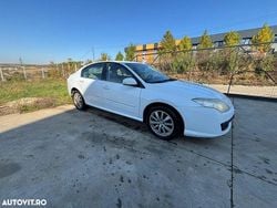 Culoarealb Utilizat 2011 Renault Laguna Coupé Dynamique Coupe | 3.950 EUR