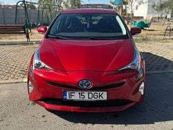 Culoarerosu Utilizat 2017 Toyota Prius Sol Hatchback | 16.500 EUR (Puțin scump)