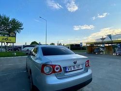 Utilizat 2007 VW Jetta Berlinǎ | 2.299 EUR (Preț OK)