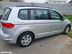 Argint Utilizat 2019 VW Touran Comfortline Monovolum | 12.700 EUR (Preț OK)
