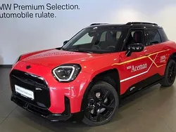Culoareportocaliu Utilizat 2024 Mini Cooper SE Hatchback | 30.635 EUR