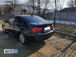Negru Utilizat 2009 BMW 320 Sport Line Berlinǎ | 8.100 EUR (Scump)