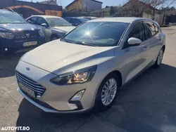 Argint Utilizat 2019 Ford Focus Business Edition Hatchback | 13.498 EUR (Puțin scump)