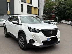 Culoarealb Utilizat 2020 Peugeot 2008 Active SUV | 11.990 EUR (Preț OK)