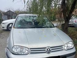 Utilizat 1999 VW Golf IV | 700 EUR (Preț bun)