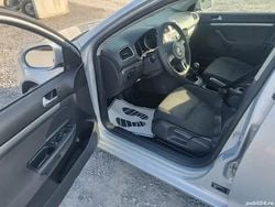 Gri Utilizat 2013 VW Golf VI Berlinǎ | 3.950 EUR (Preț bun)