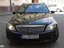 Culoarenegru Utilizat 2009 Mercedes C220 Break | 5.300 EUR (Preț OK)
