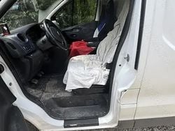 Utilizat 2016 Opel Vivaro Van | 8.600 EUR (Super Preț)