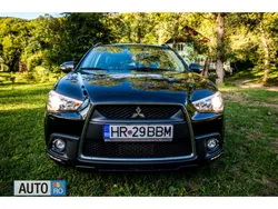 Negru Utilizat 2012 Mitsubishi ASX SUV | 10.500 EUR (Scump)