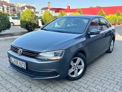 Gri Utilizat 2012 VW Jetta Comfortline Berlinǎ | 6.290 EUR (Preț OK)