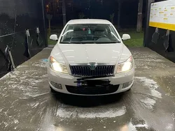 Alb Utilizat 2012 Skoda Octavia Business Line Berlinǎ | 5.800 EUR (Preț OK)