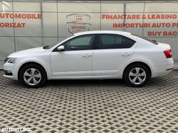 Alb Utilizat 2018 Skoda Octavia Ambition Break | 9.990 EUR (Preț bun)
