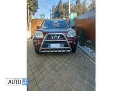 Rosu Utilizat 2007 Nissan X-Trail SUV | 6.200 EUR