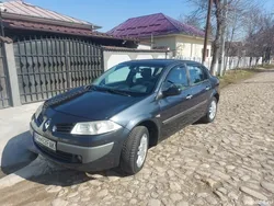 Utilizat 2008 Renault Mégane II Berlinǎ | 2.150 EUR (Preț OK)