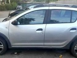 Argintiu Utilizat 2019 Dacia Sandero Stepway Hatchback | 8.500 EUR (Preț OK)