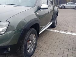 Verde Utilizat 2014 Dacia Duster Monovolum | 7.200 EUR (Super Preț)