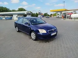Utilizat 2005 Toyota Avensis Berlinǎ | 999 EUR (Preț bun)