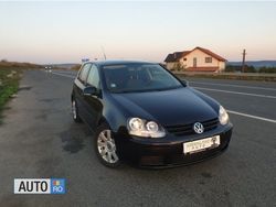 Negru Utilizat 2006 VW Golf V Hatchback | 3.690 EUR (Preț OK)