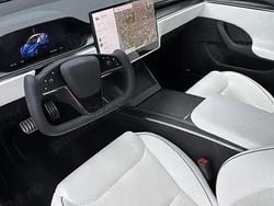 Utilizat 2023 Tesla Model S Plaid Hatchback | 125.000 EUR