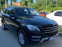 Negru Utilizat 2012 Mercedes ML350 SUV | 13.000 EUR (Preț bun)