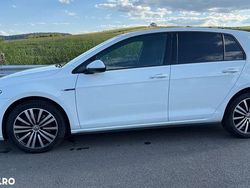 Culoarealb Utilizat 2016 VW Golf VII Hatchback | 15.500 EUR (Puțin scump)