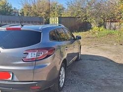 Utilizat 2011 Renault Mégane Berlinǎ | 3.900 EUR (Preț OK)