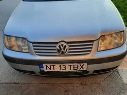 Gri Utilizat 2001 VW Bora Berlinǎ | 1.499 EUR (Puțin scump)