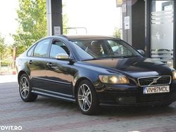 Culoarenegru Utilizat 2007 Volvo S40 Kinetic Berlinǎ | 2.950 EUR