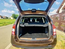 Maro Utilizat 2015 Dacia Duster Ambiance SUV | 8.000 EUR (Preț bun)
