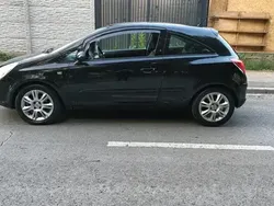 Utilizat 2006 Opel Corsa Berlinǎ | 1.550 EUR