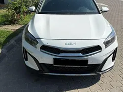 Culoarealb Utilizat 2022 Kia XCeed City SUV | 17.050 EUR (Super Preț)