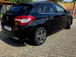 Negru Utilizat 2011 Citroën C4 Exclusive Hatchback | 5.450 EUR (Preț bun)