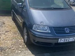 Gri Utilizat 2010 VW Sharan Monovolum | 3.800 EUR (Super Preț)
