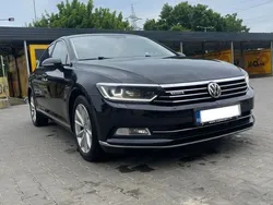 Negru Utilizat 2016 VW Passat Highline Berlinǎ | 15.399 EUR (Preț OK)