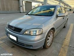 Argint Utilizat 2001 Opel Astra Hatchback | 1.400 EUR (Super Preț)