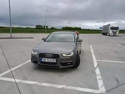 Utilizat 2013 Audi A4 Berlinǎ | 8.400 EUR (Preț OK)